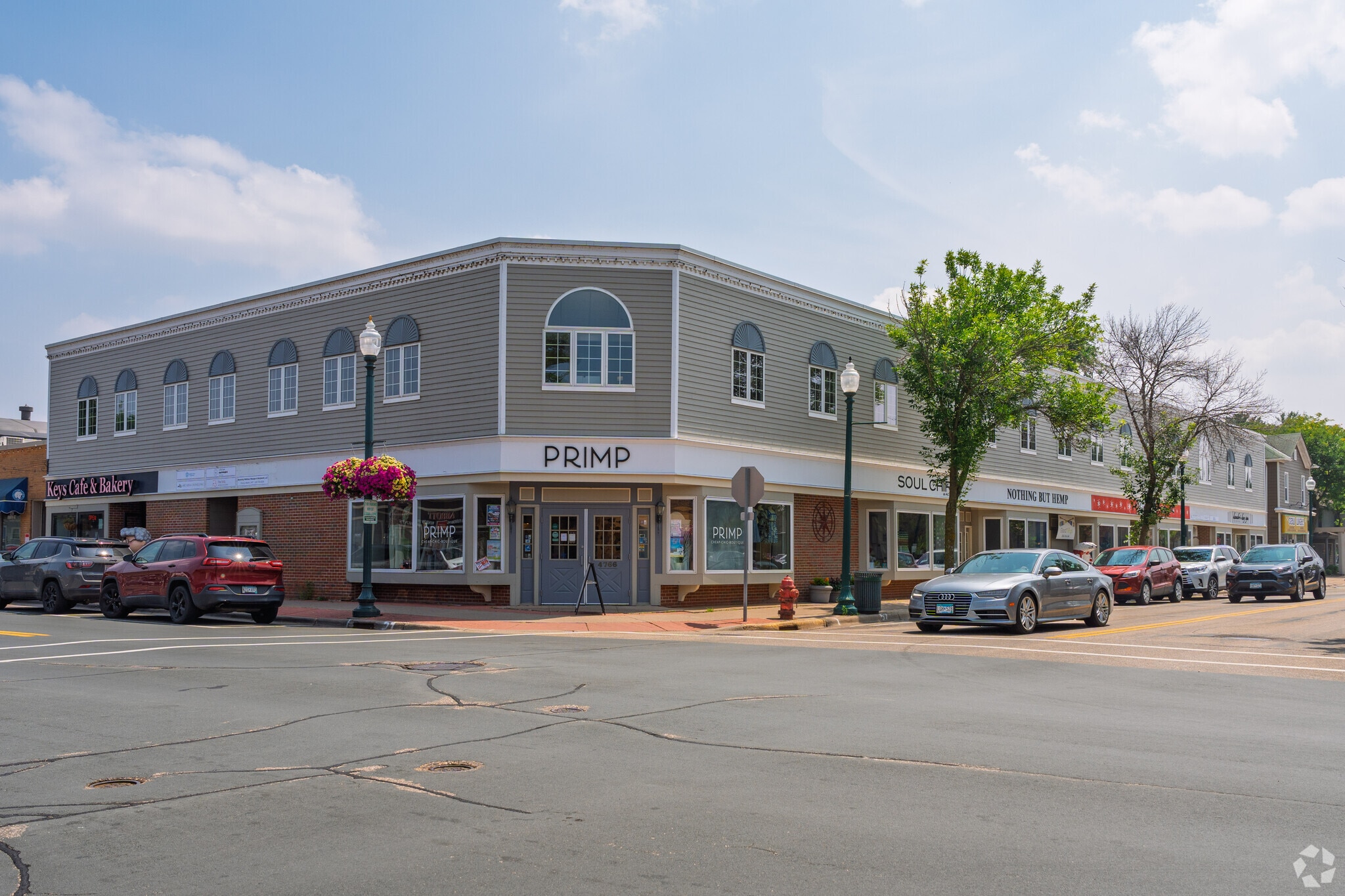 4754-4766 Banning Ave, White Bear Lake, MN for lease Building Photo- Image 1 of 18