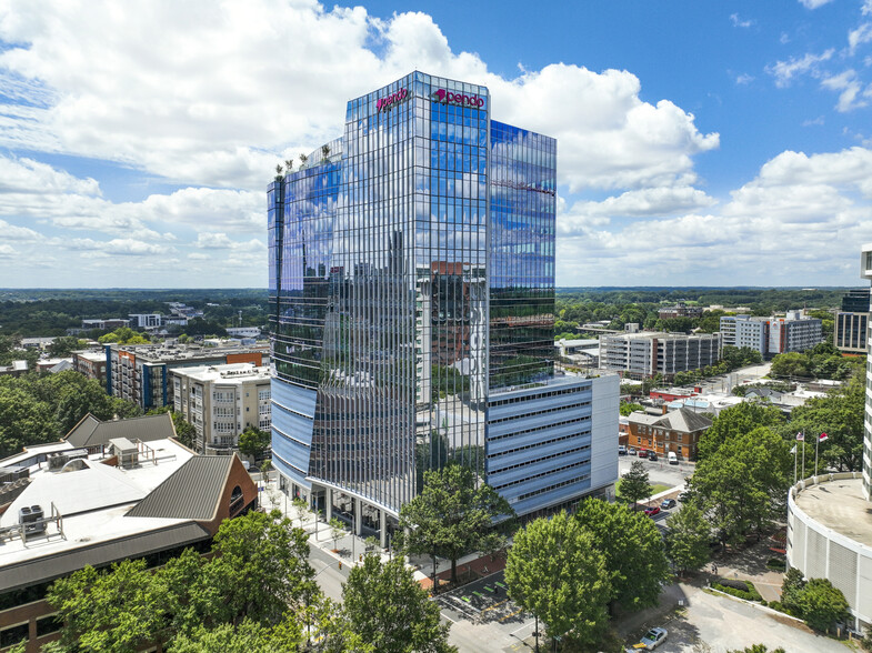 301 Hillsborough St, Raleigh, NC à louer - Photo du bâtiment - Image 1 de 12