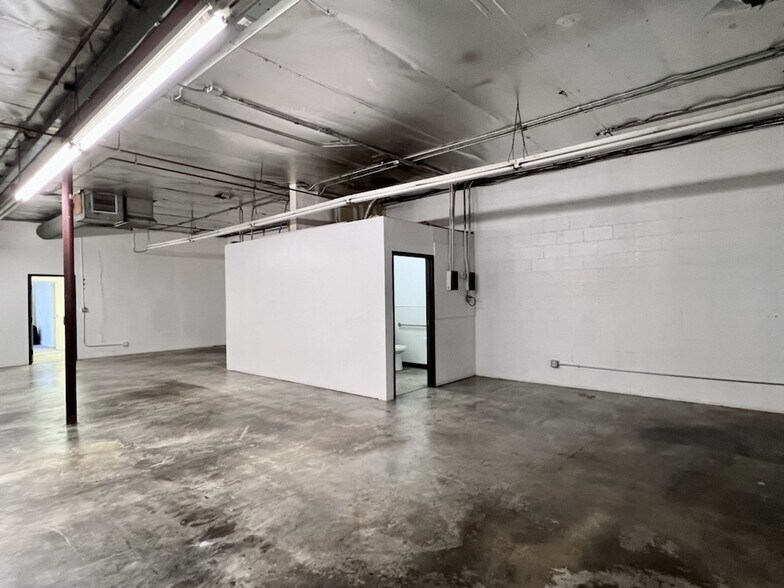 144 E Santa Clara St, Arcadia, CA à louer - Photo du bâtiment - Image 2 de 47