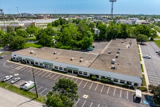 Plus de détails pour 8444 Castlewood Dr, Indianapolis, IN - Local d'activités à louer