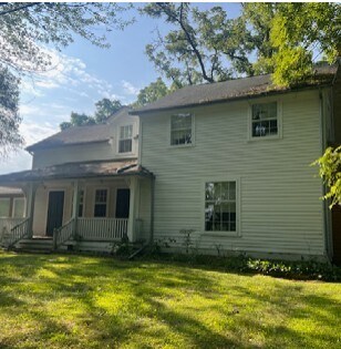 6889 W Maple Rd, West Bloomfield, MI à vendre - Photo du bâtiment - Image 3 de 10