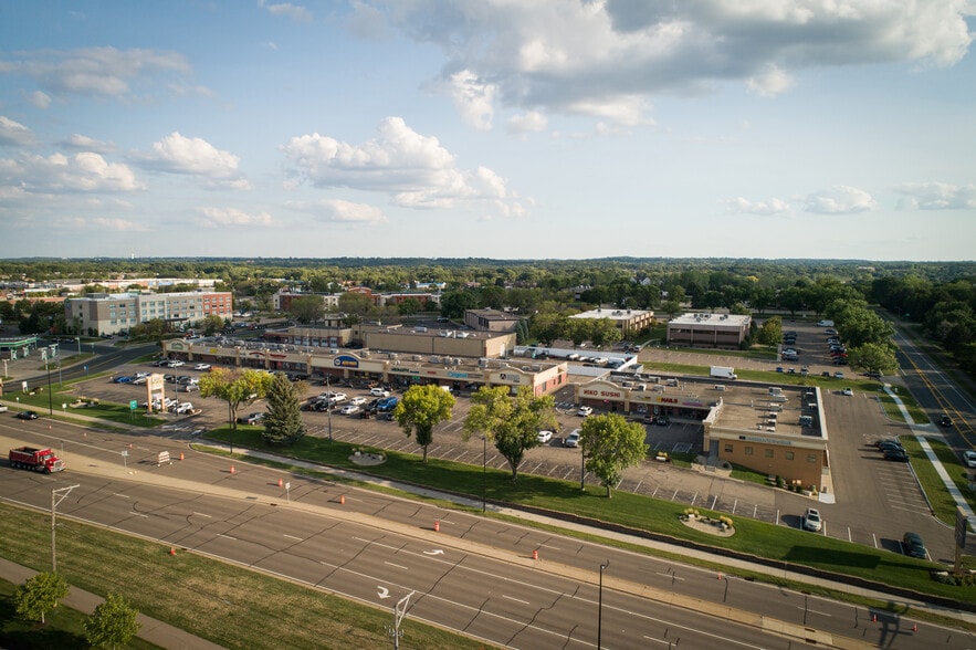 3400-3410 Federal Dr, Saint Paul, MN à louer - Photo du bâtiment - Image 3 de 3