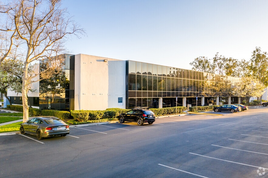 3330 Ocean Park Blvd, Santa Monica, CA for lease - Building Photo - Image 3 of 4