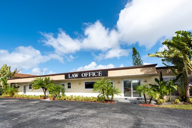 Plus de détails pour 45 E Sheridan St, Dania Beach, FL - Bureau à louer