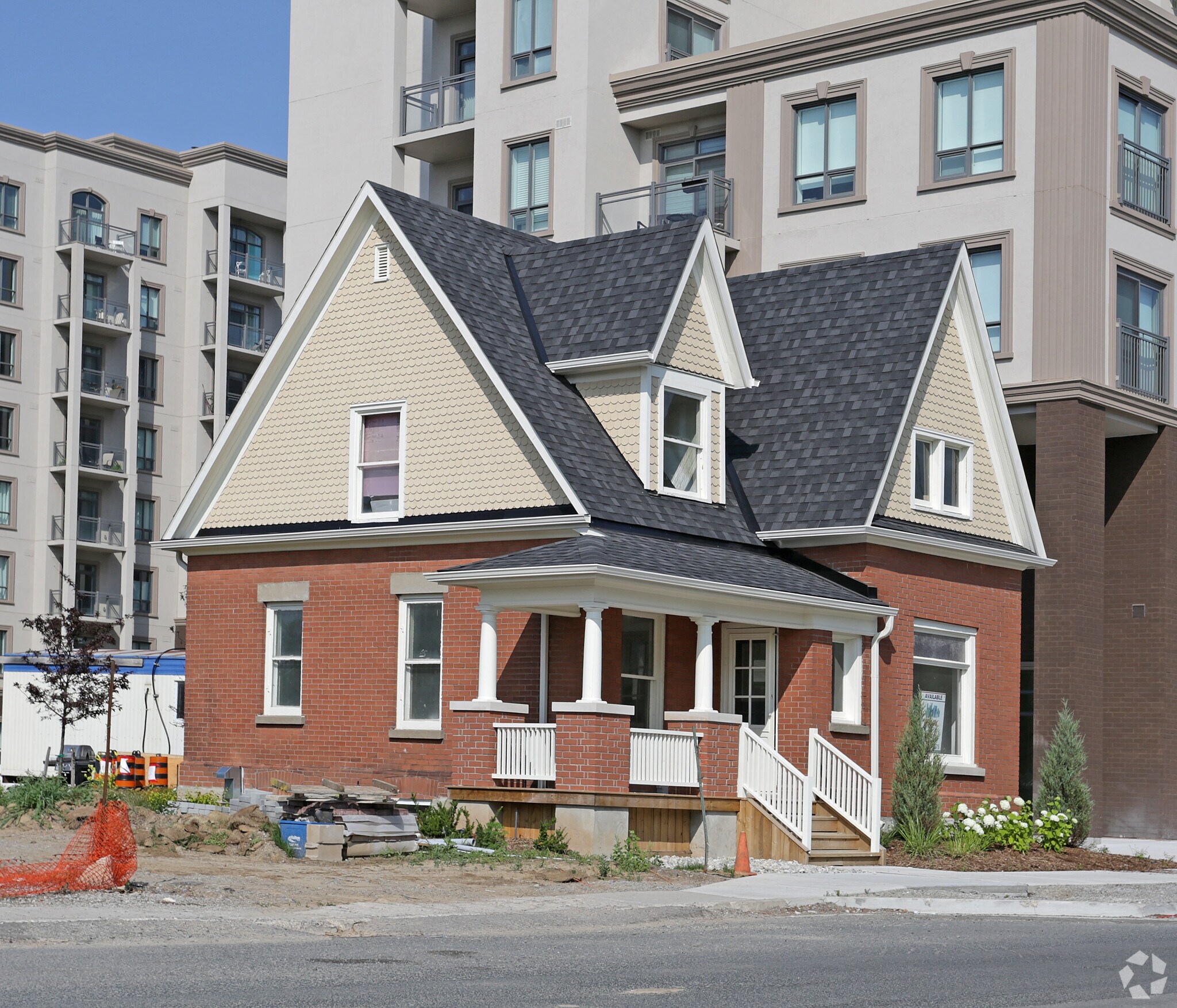 2478 Old Bronte Rd, Oakville, ON à vendre Photo principale- Image 1 de 1
