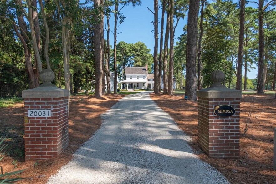 20031 Oakland Farm Rd, Cape Charles, VA à vendre - Photo du bâtiment - Image 3 de 8