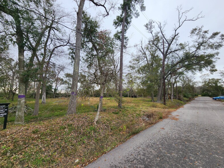 2382 Sam Houston Parkway East, Houston, TX for sale - Building Photo - Image 3 of 8