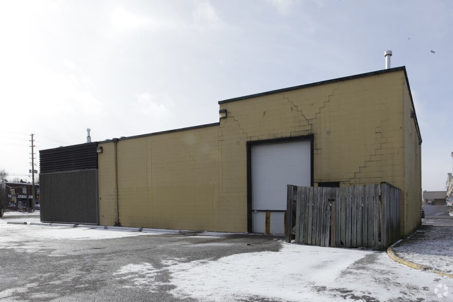 5804 Hwy-7 E, Markham, ON à louer - Photo du bâtiment - Image 2 de 2