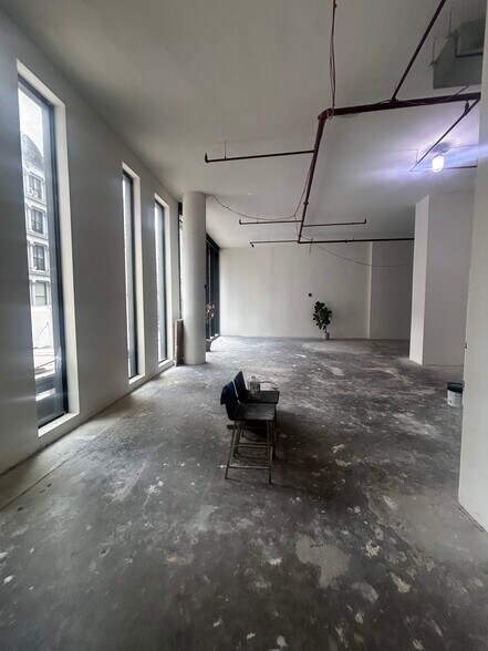 809 Broadway, New York, NY à louer - Photo intérieure - Image 3 de 11