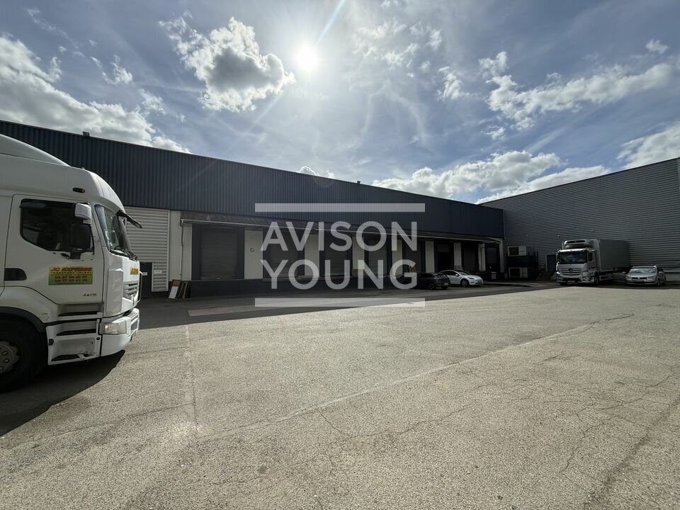 Industrial in Gonesse for lease Building Photo- Image 1 of 5