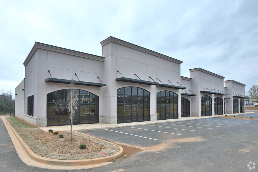 330 Scuffletown Rd, Simpsonville, SC for lease - Building Photo - Image 3 of 10