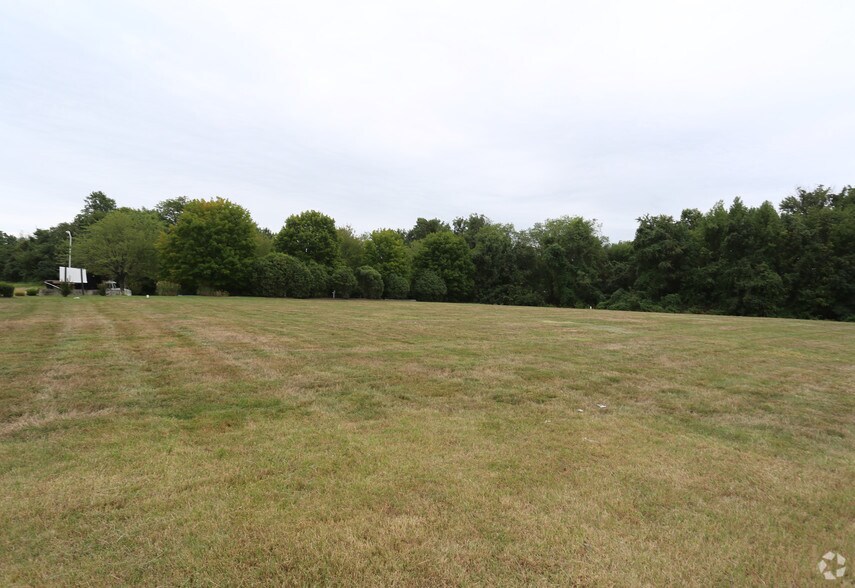 9600 Lottsford Rd, Landover, MD à vendre - Photo du bâtiment - Image 2 de 5