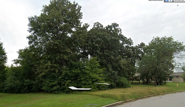 2321 Fianna Oaks Dr, Fort Smith, AR à vendre - Photo principale - Image 1 de 3