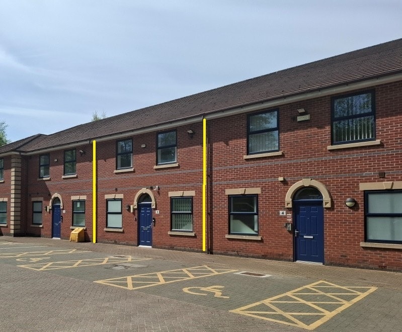 Hamilton St, Oldham for lease Building Photo- Image 1 of 3