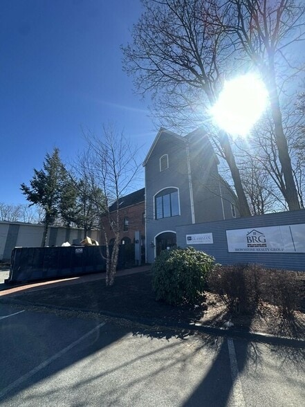 60 Court St, Taunton, MA à louer - Photo du bâtiment - Image 2 de 11