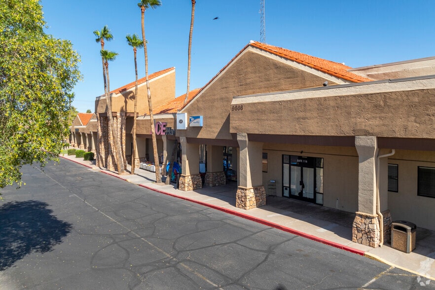 9666 E Riggs Rd, Sun Lakes, AZ à louer - Photo du bâtiment - Image 2 de 10