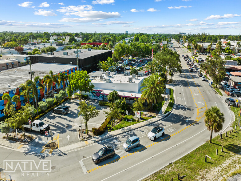 911-913 NE 4th Ave, Fort Lauderdale, FL for lease - Building Photo - Image 3 of 23