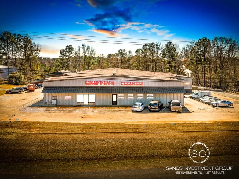 2217 Skyland Blvd E, Tuscaloosa, AL for sale - Building Photo - Image 1 of 1