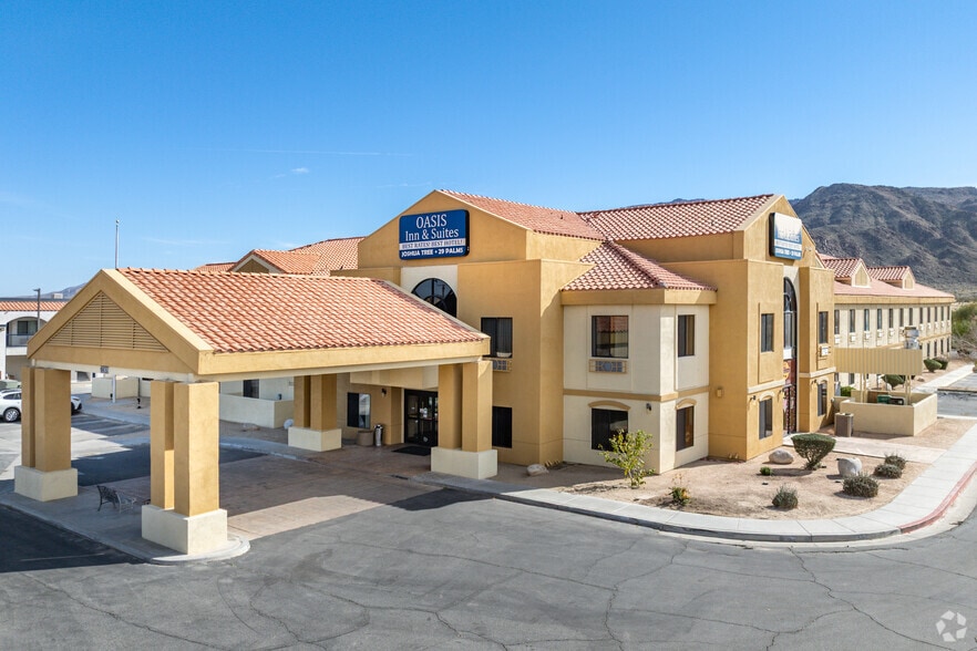 71809 Twentynine Palms Hwy, Twentynine Palms, CA à louer - Photo principale - Image 1 de 4