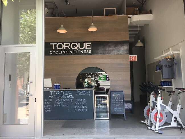 More details for 74 N 8th St, Brooklyn, NY - Retail for Lease