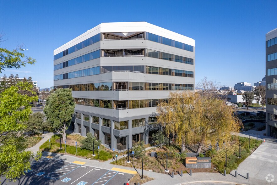 951 Mariners Island Blvd, San Mateo, CA à louer - Photo du bâtiment - Image 2 de 2