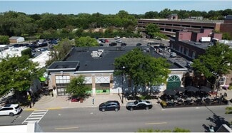 Plus de détails pour 107 Kercheval Ave, Grosse Pointe, MI - Commerce de détail à vendre