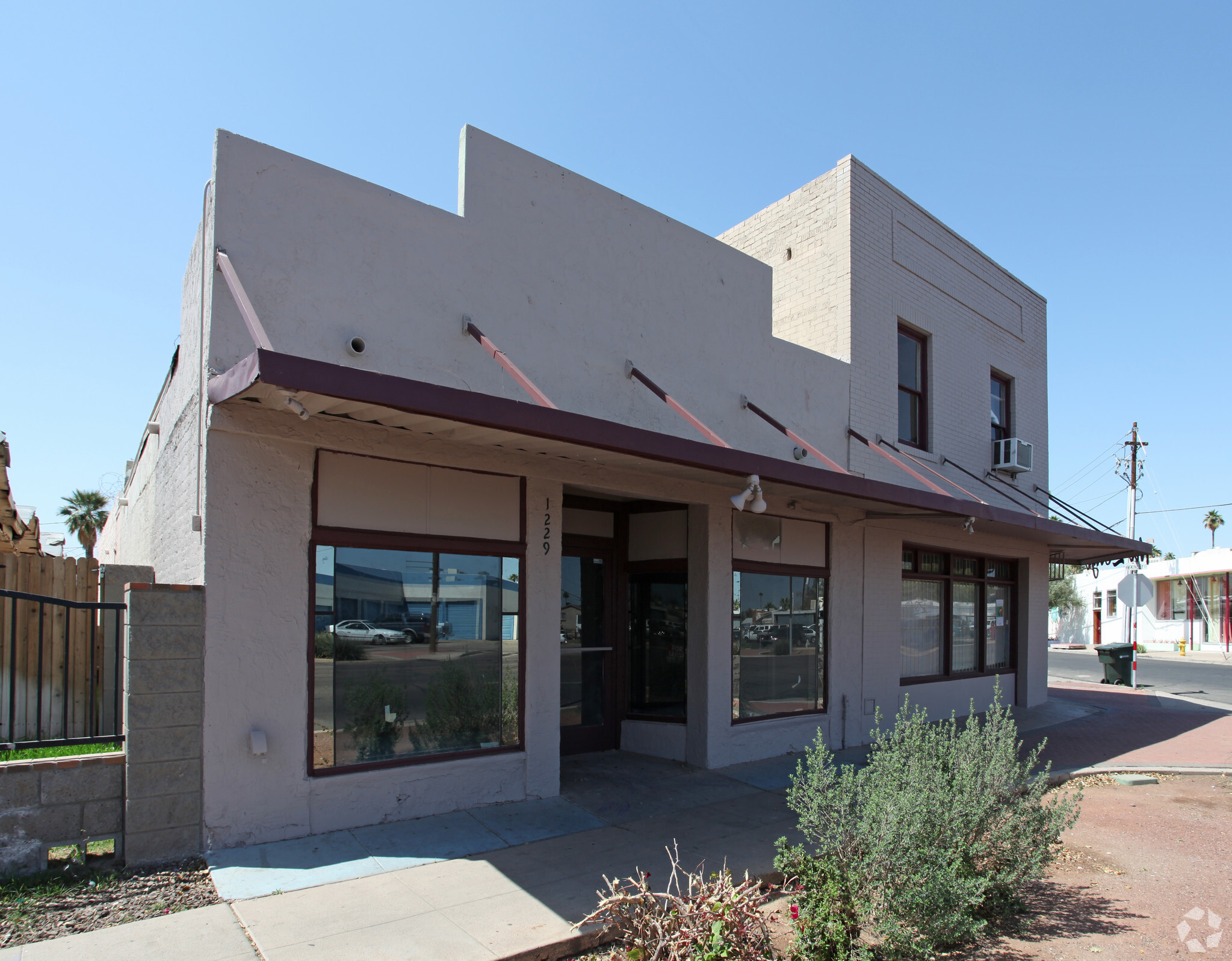 1229-1231 N Grand Ave, Phoenix, AZ à louer Photo principale- Image 1 de 3