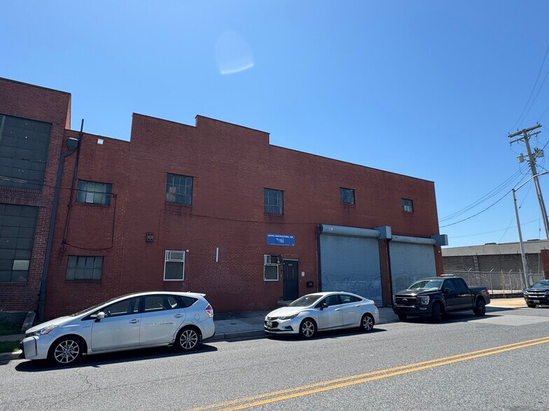 4001 E Baltimore St, Baltimore, MD à vendre - Photo du bâtiment - Image 2 de 35