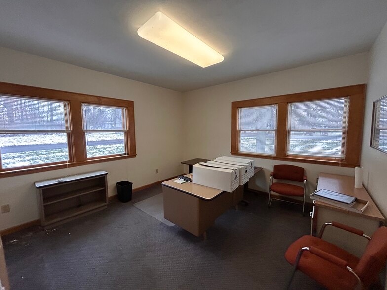 551 E Genesee St, Fayetteville, NY for sale - Building Photo - Image 3 of 14