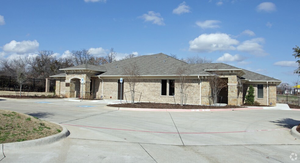 4602 Park Springs, Arlington, TX à vendre - Photo du bâtiment - Image 2 de 21