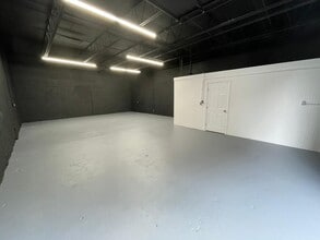 14605 49th St N, Clearwater, FL for lease Interior Photo- Image 2 of 5