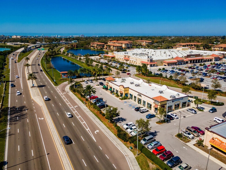 10195 Bay Pines Blvd, Saint Petersburg, FL for lease - Building Photo - Image 2 of 2