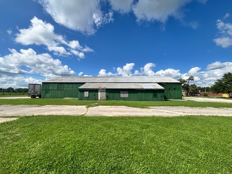 621 McChord, Rantoul, IL for sale - Primary Photo - Image 1 of 10