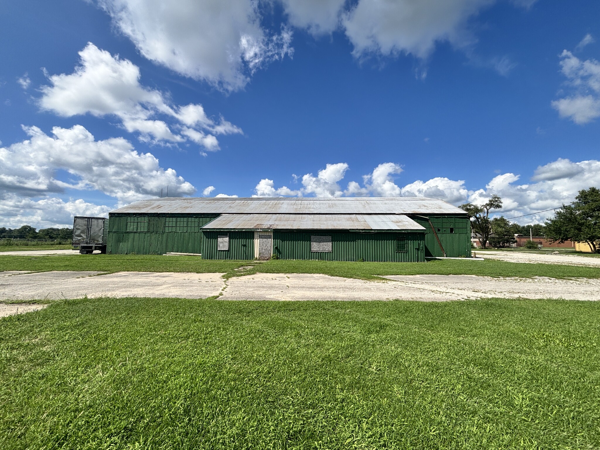 621 McChord, Rantoul, IL for sale Primary Photo- Image 1 of 11