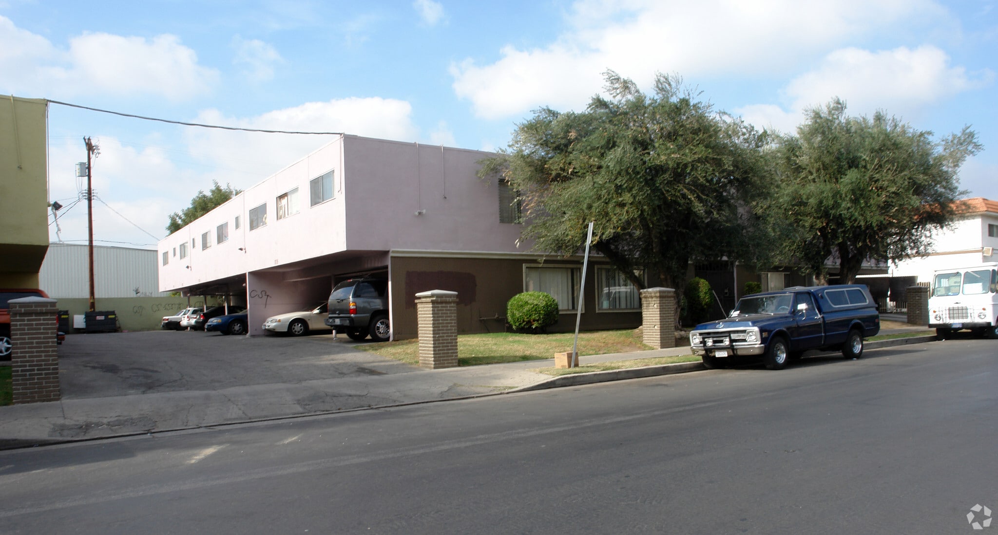 8955 Columbus Ave, North Hills, CA for sale Primary Photo- Image 1 of 3