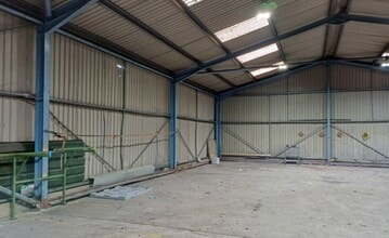 38 Central Ave, Ivybridge for lease Interior Photo- Image 1 of 5