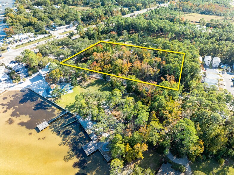 78 Chat Holley Rd, Santa Rosa Beach, FL for sale - Building Photo - Image 2 of 5