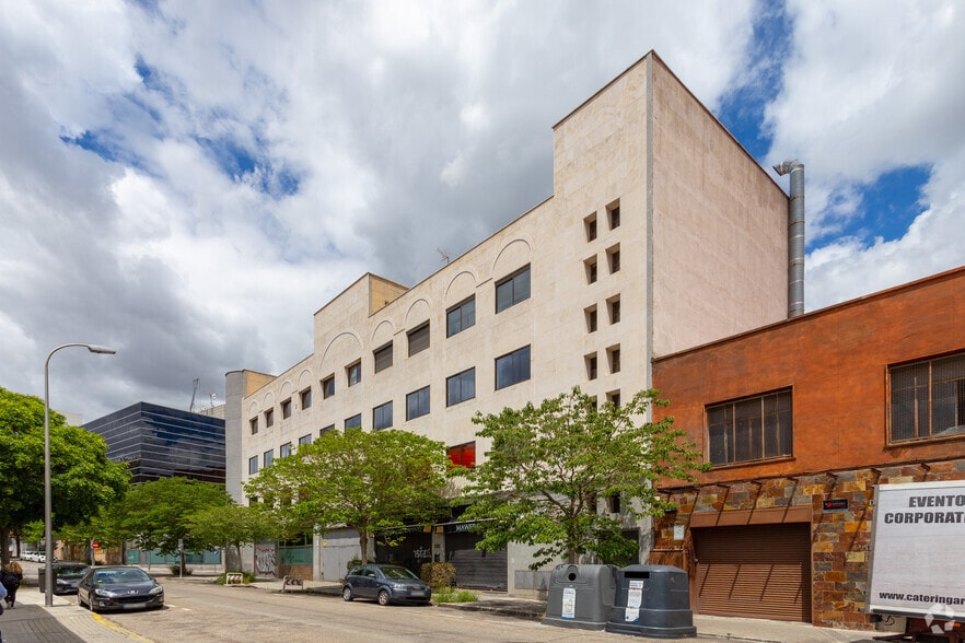 Calle de Albasanz, 34, Madrid, Madrid à vendre - Photo du bâtiment - Image 1 de 2