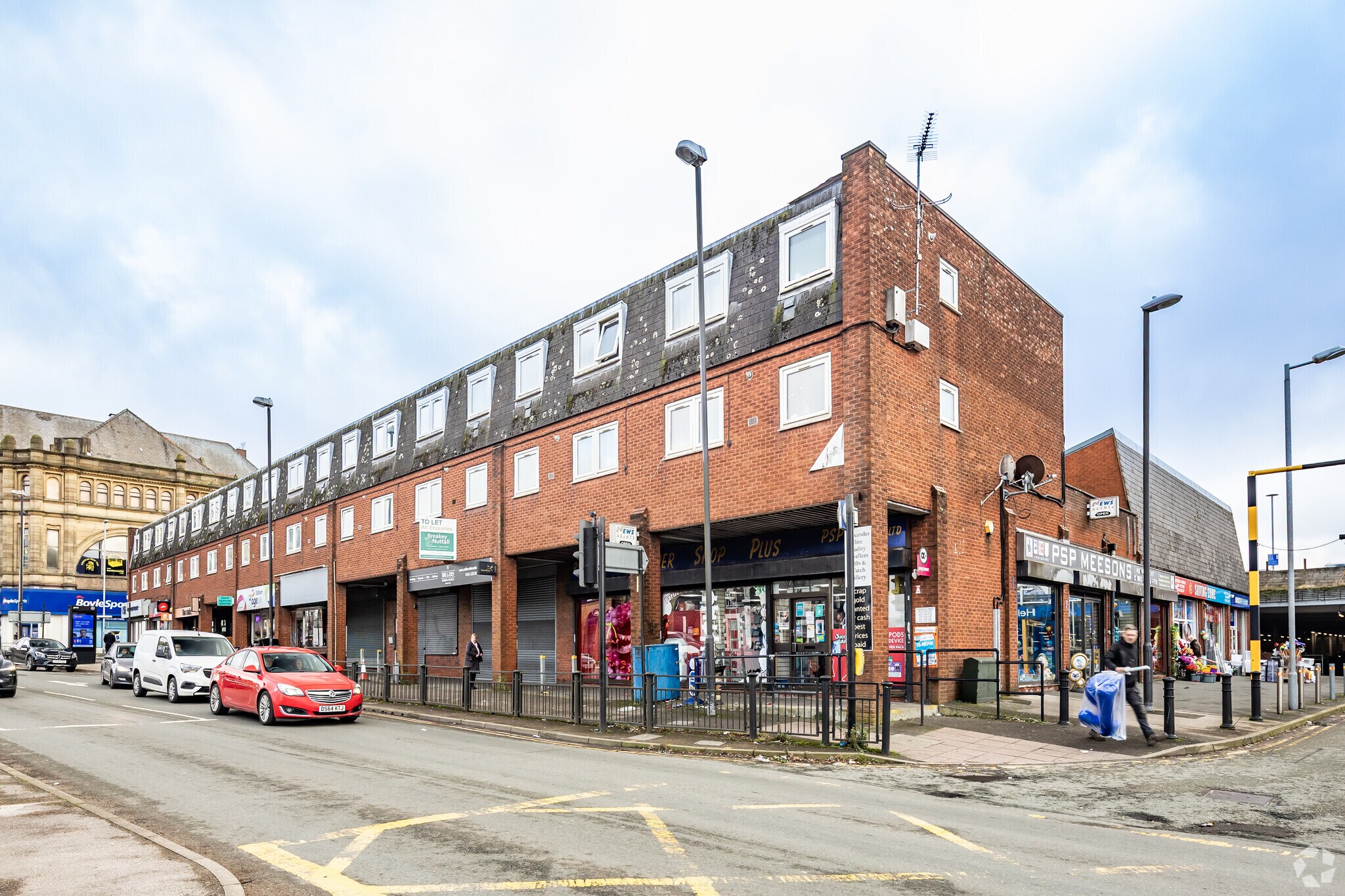 102A Huddersfield Rd, Oldham à louer Photo principale- Image 1 de 3