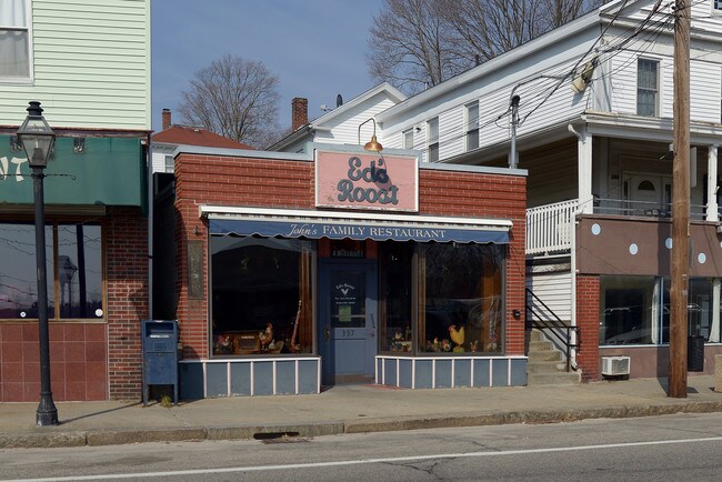 Plus de détails pour 357 Main St, East Greenwich, RI - Commerce de détail à vendre