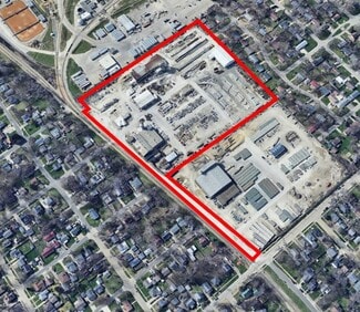 More details for 702 N Edwin St, Champaign, IL - Industrial for Sale