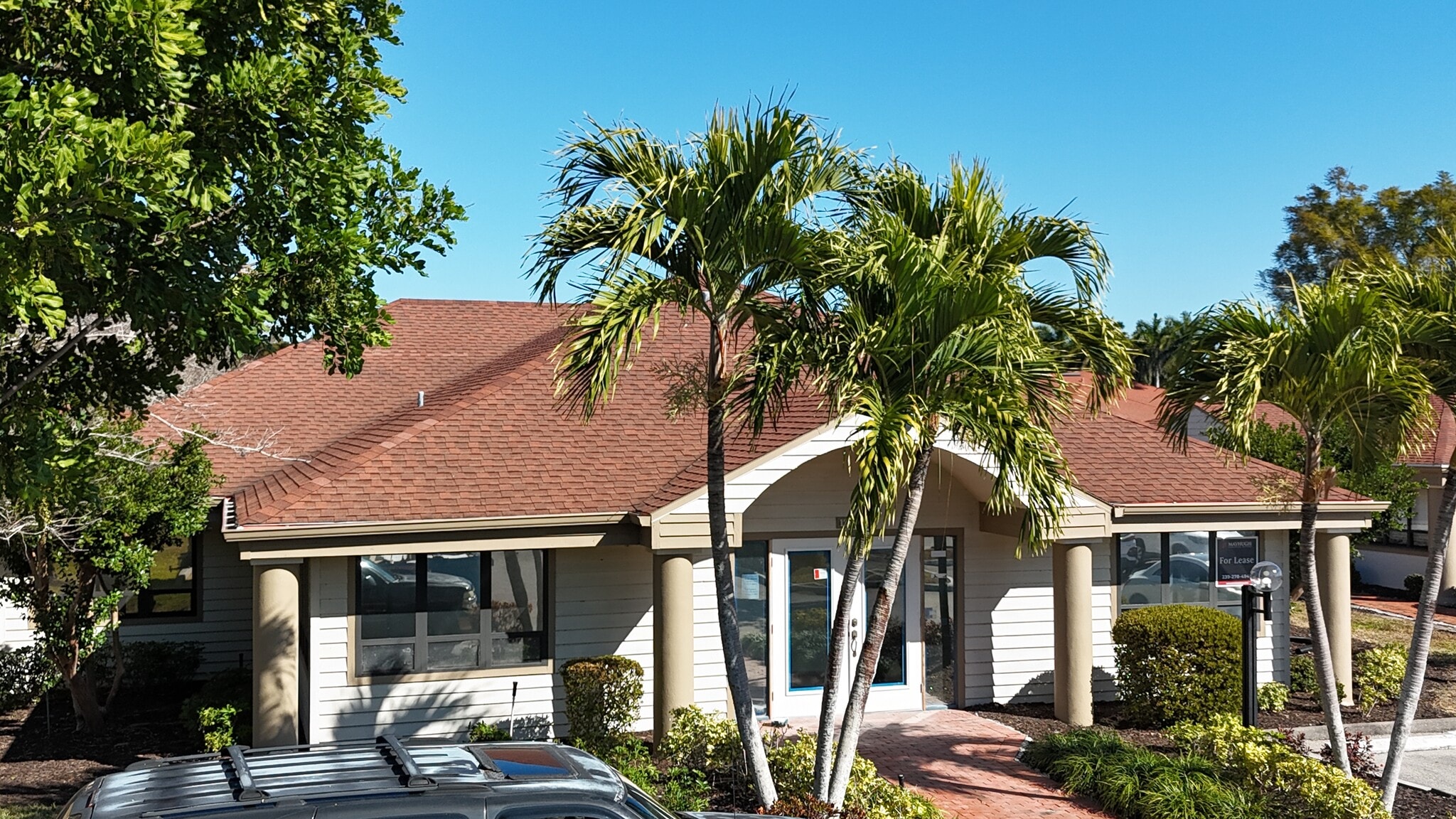 12660 World Plaza Ln, Fort Myers, FL for lease Primary Photo- Image 1 of 2