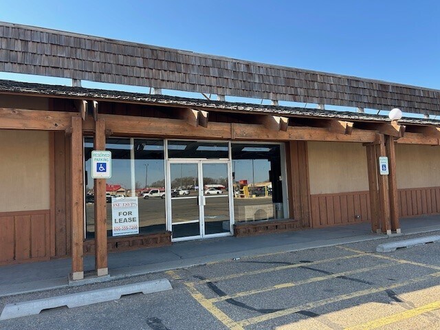 704-712 Maple Ave, Dalhart, TX à louer - Photo du bâtiment - Image 2 de 8