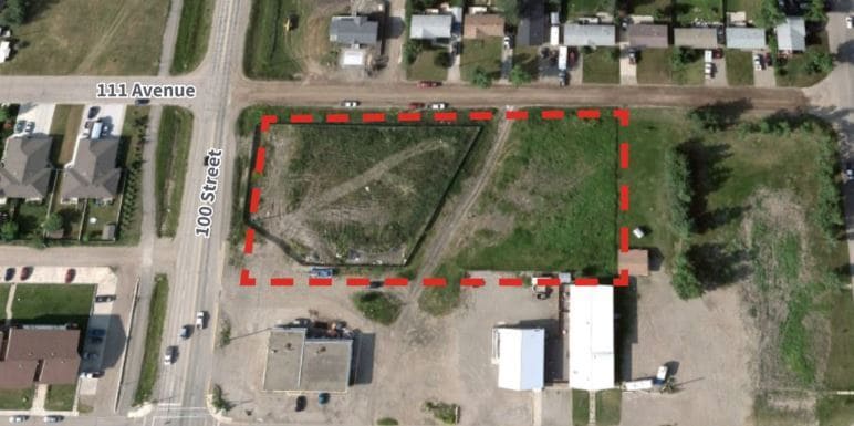 11015 100 St, Fort St John, BC à vendre - Photo du bâtiment - Image 1 de 1