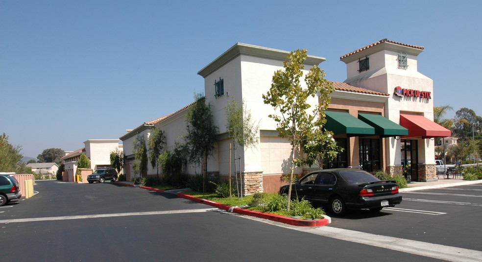 411-541 S Reino Rd, Newbury Park, CA for lease - Building Photo - Image 3 of 14