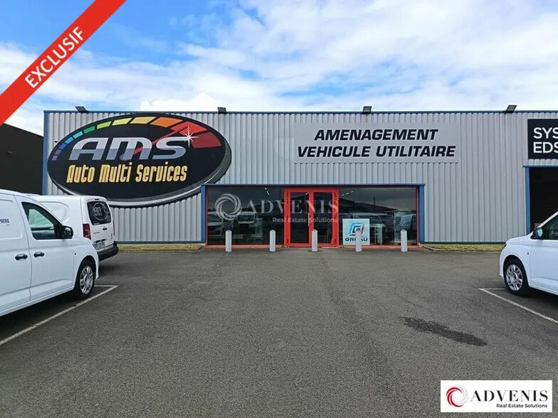 Flex in Seclin for lease - Building Photo - Image 1 of 7