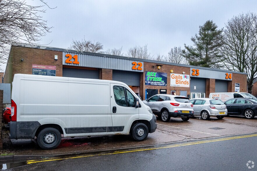 Union St, Bilston à louer - Photo du bâtiment - Image 2 de 2