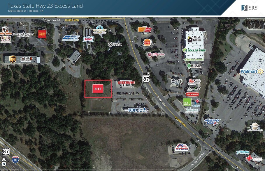 1334 S Main St, Boerne, TX à vendre - Photo du bâtiment - Image 2 de 2