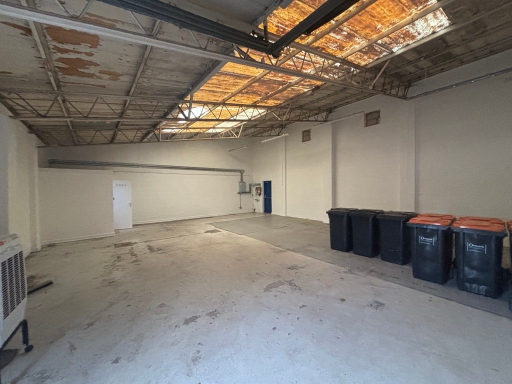 Westbury Clos, Dunstable for lease Interior Photo- Image 1 of 3