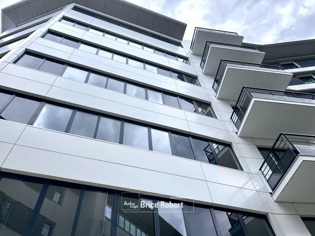 Bureau dans Tassin-la-Demi-Lune à vendre Photo du bâtiment- Image 1 de 19